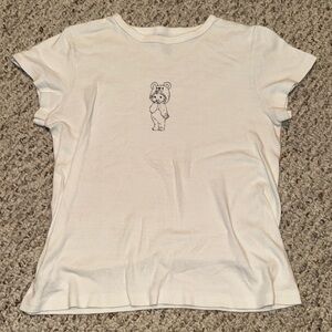Brandy Melville Ashlyn baby bear tee
